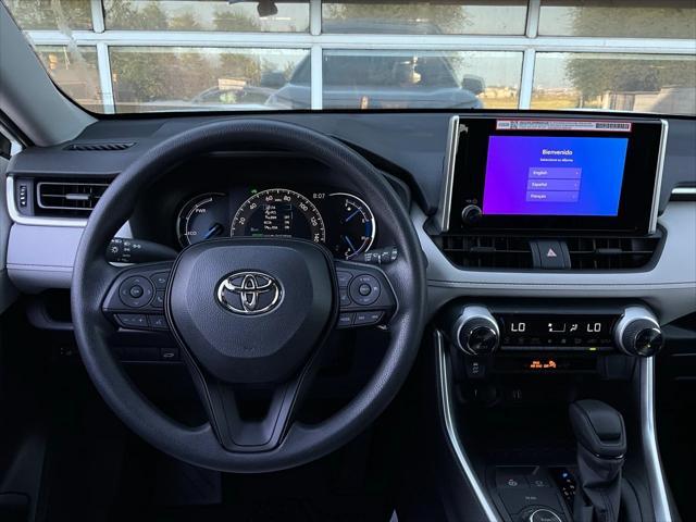 Photo of 2025 Ice Cap Toyota RAV4 Hybrid