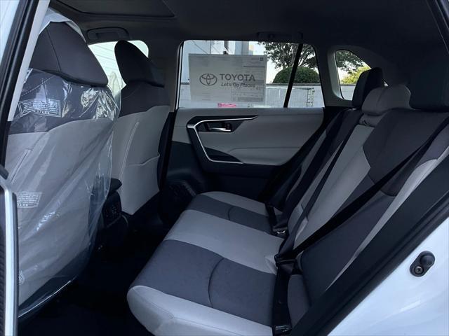 Photo of 2025 Ice Cap Toyota RAV4 Hybrid
