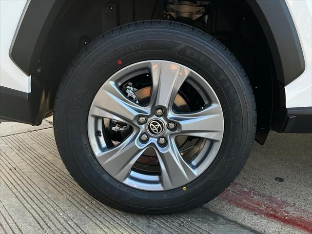 Photo of 2025 Ice Cap Toyota RAV4 Hybrid
