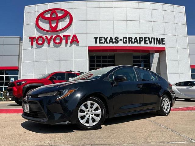 Photo of 2024 Midnight Black Metallic Toyota Corolla