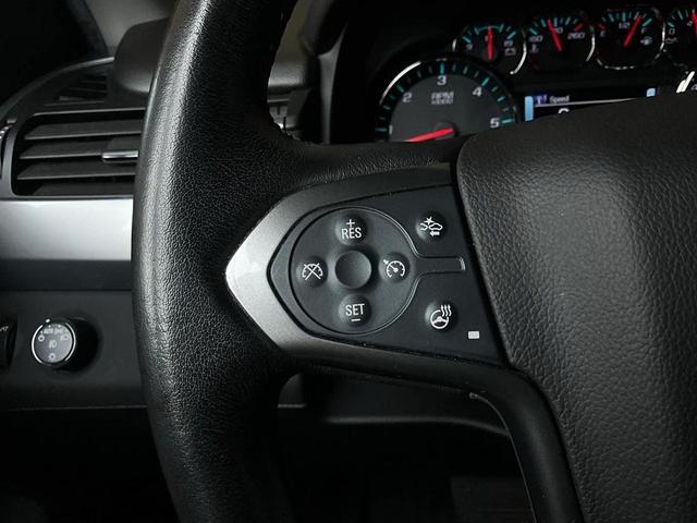 Photo of 2018 Summit White Chevrolet Tahoe