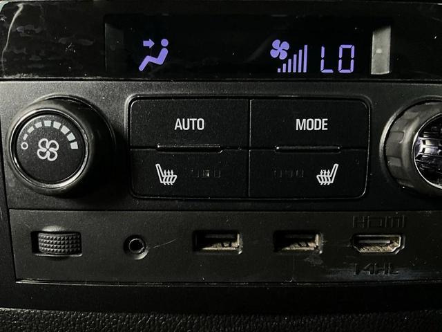 Photo of 2018 Summit White Chevrolet Tahoe