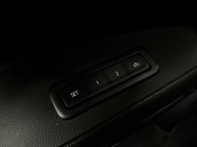 Photo of 2018 Summit White Chevrolet Tahoe