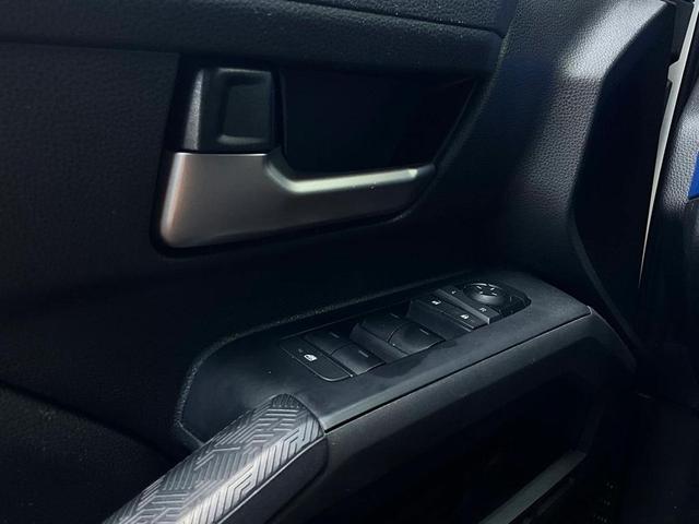Photo of 2024 Ice Cap Toyota Tacoma