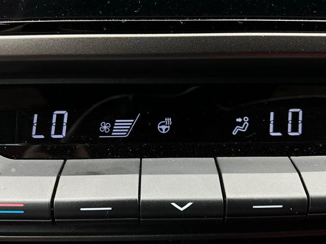 Photo of 2025 Heavy Metal/Midnight Black Metallic Toyota Camry