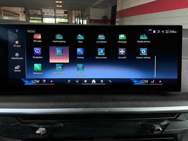 Photo of 2025 Alpine White BMW X7