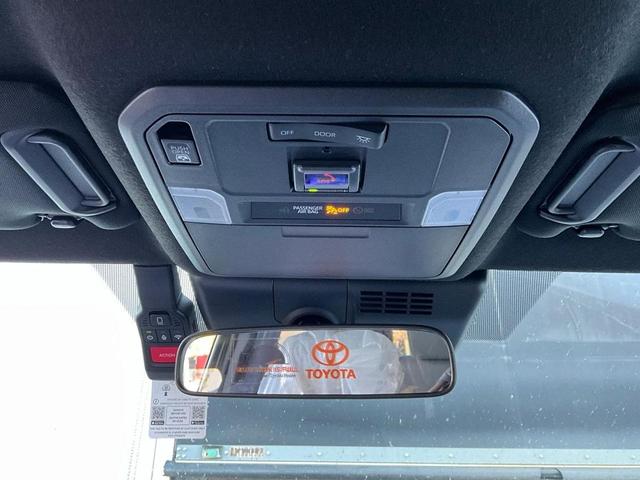 Photo of 2025 Ice Cap Toyota 4Runner