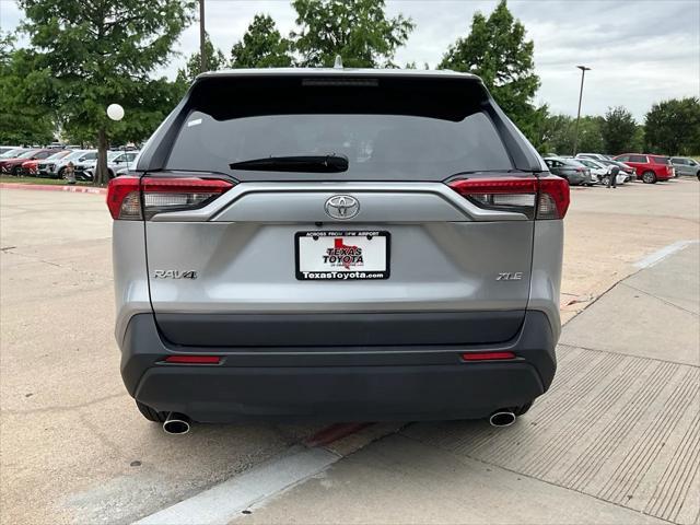 Photo of 2024 Silver Sky Metallic Toyota RAV4