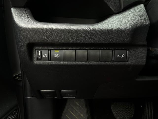 Photo of 2024 Silver Sky Metallic Toyota RAV4