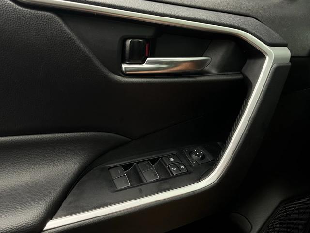Photo of 2024 Silver Sky Metallic Toyota RAV4