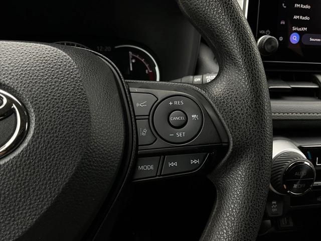 Photo of 2024 Silver Sky Metallic Toyota RAV4
