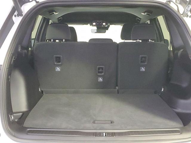 Photo of 2025 Bright White Clearcoat Jeep Grand Cherokee