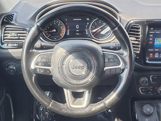 Photo of 2020 Granite Crystal Metallic Clearcoat Jeep Compass