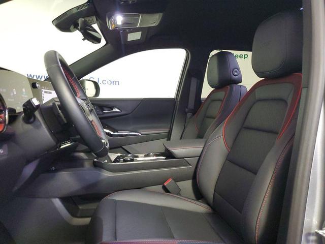 Photo of 2025 Sterling Gray Metallic Chevrolet Equinox