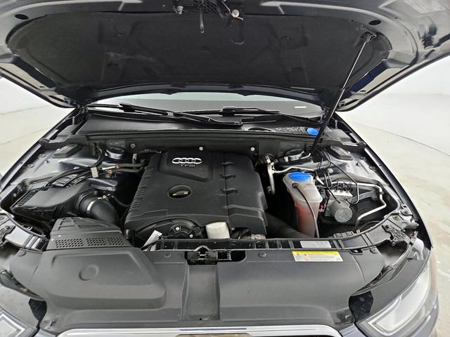 Photo of 2015 Gray Audi A4