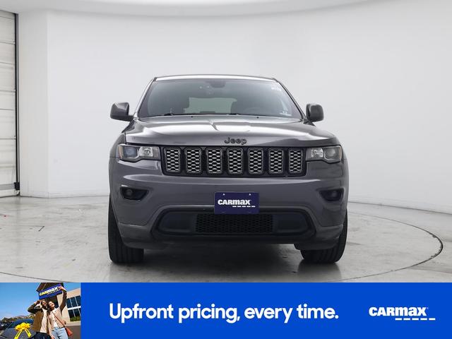 Photo of 2019 Gray Jeep Grand Cherokee