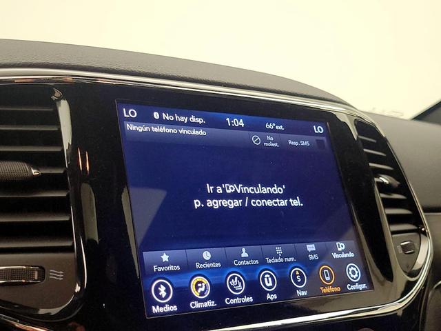 Photo of 2021 White Jeep Grand Cherokee