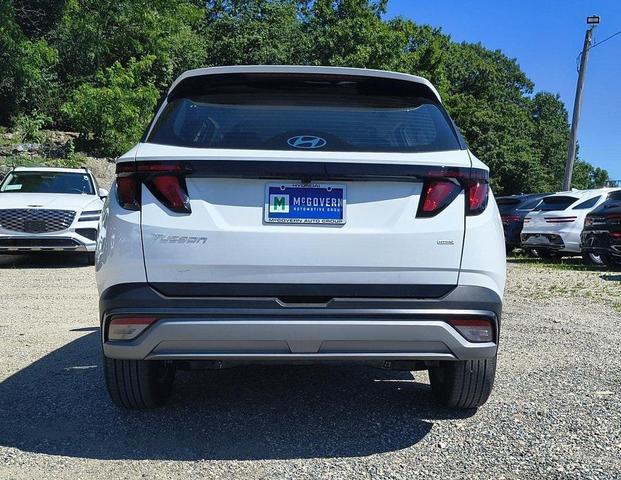 Photo of 2025 Serenity White Pearl Hyundai TUCSON