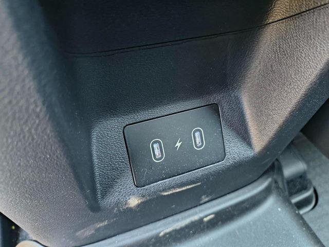 Photo of 2025 Serenity White Pearl Hyundai TUCSON