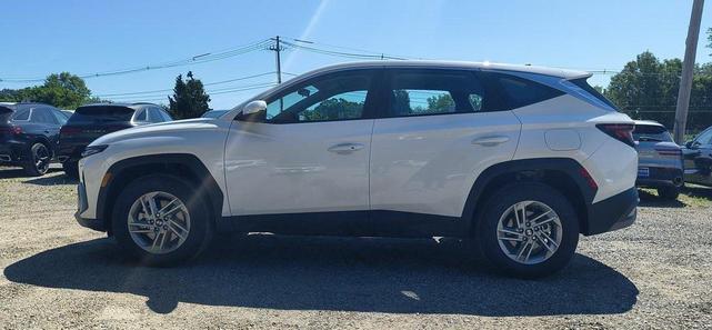 Photo of 2025 Serenity White Pearl Hyundai TUCSON