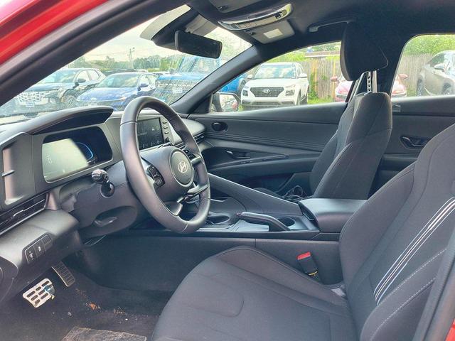 Photo of 2025 Ultimate Red Hyundai ELANTRA