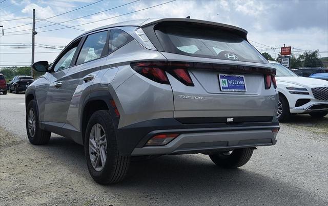 Photo of 2025 Shimmering Silver Hyundai TUCSON