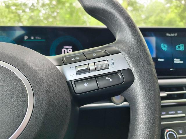 Photo of 2025 Shimmering Silver Hyundai TUCSON