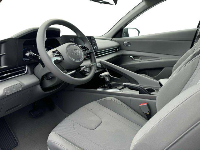 Photo of 2025 Abyss Black Hyundai ELANTRA