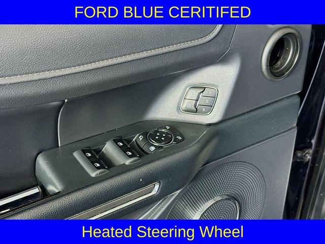 Photo of 2024 Agate Black Metallic Ford Expedition Max