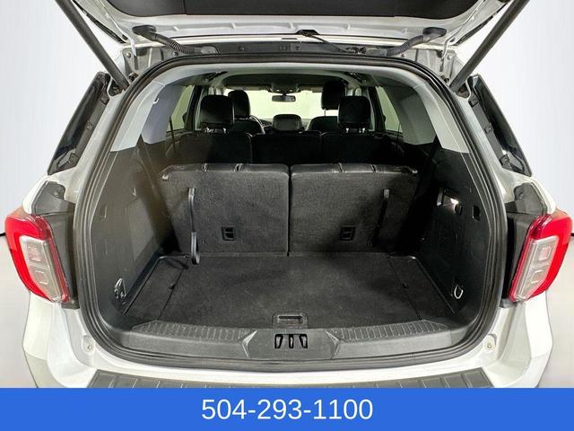 Photo of 2024 Oxford White Ford Explorer
