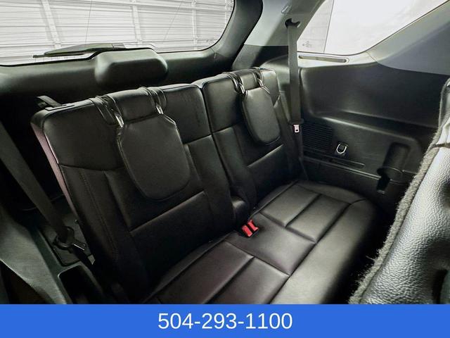 Photo of 2024 Oxford White Ford Explorer