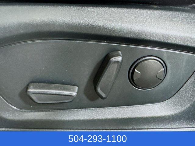 Photo of 2024 Oxford White Ford Explorer