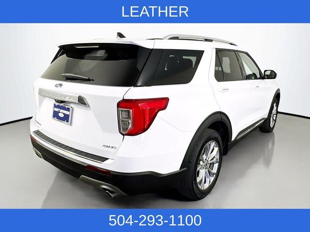 Photo of 2024 Oxford White Ford Explorer