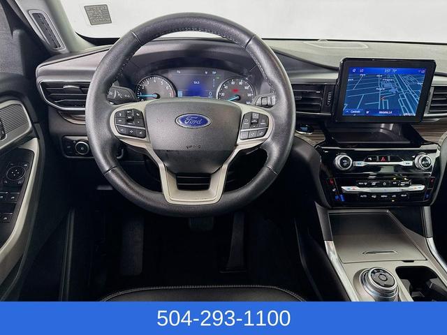 Photo of 2024 Oxford White Ford Explorer