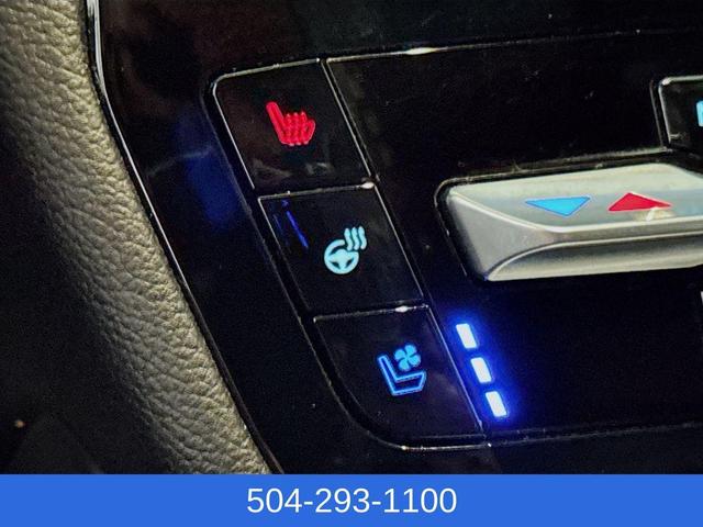 Photo of 2024 Oxford White Ford Explorer