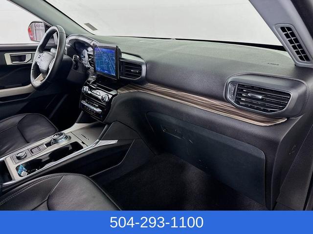 Photo of 2024 Oxford White Ford Explorer