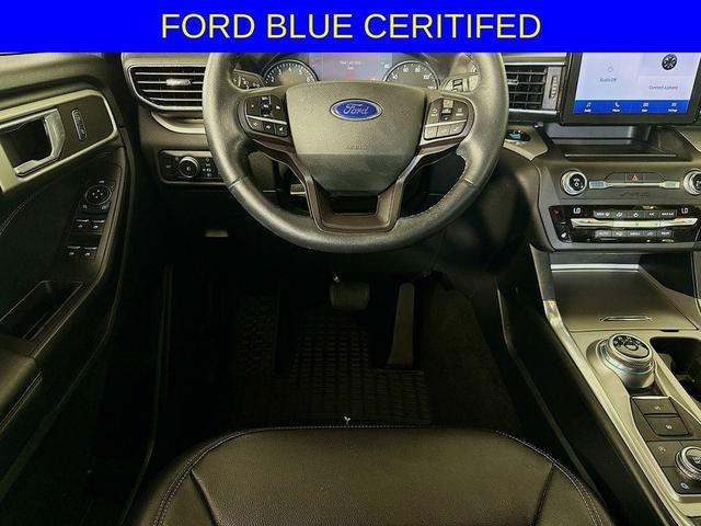 Photo of 2020 Rich Copper Metallic Tinted Clearcoat Ford Explorer