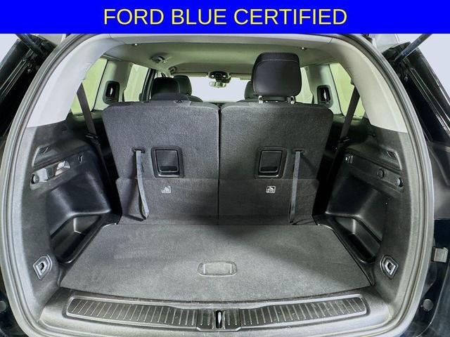Photo of 2023 Diamond Black Jeep Grand Cherokee L