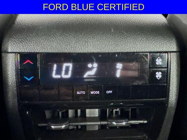 Photo of 2023 Diamond Black Jeep Grand Cherokee L