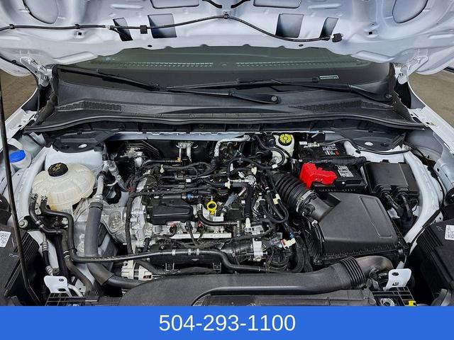 Photo of 2022 Oxford White Ford Escape