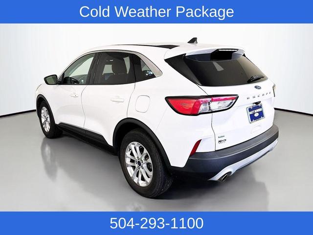 Photo of 2022 Oxford White Ford Escape
