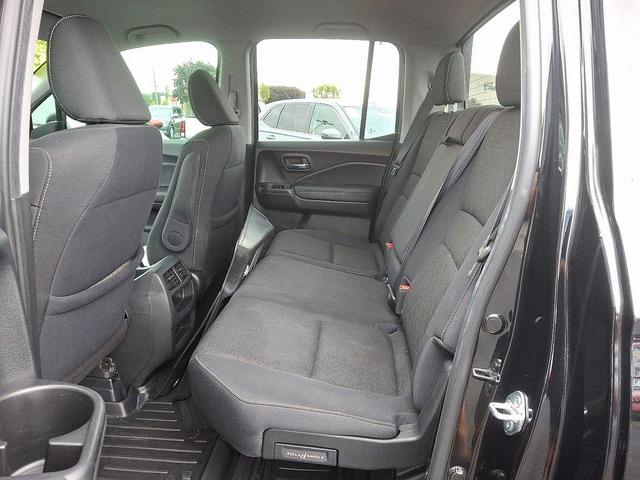 Photo of 2021 Crystal Black Pearl Honda Ridgeline