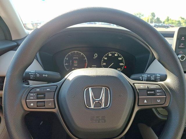 Photo of 2026 Pearl Honda HR-V