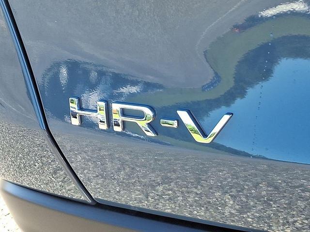 Photo of 2026 Pearl Honda HR-V