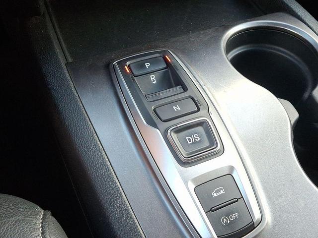 Photo of 2022 Platinum White Pearl Honda Pilot