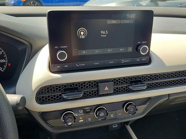 Photo of 2025 Lunar Silver Metallic Honda HR-V