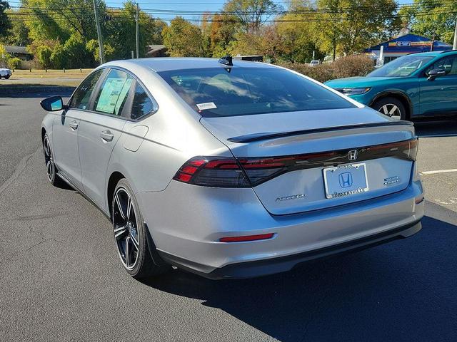 Photo of 2025 Solar Silver Metallic Honda Accord Hybrid