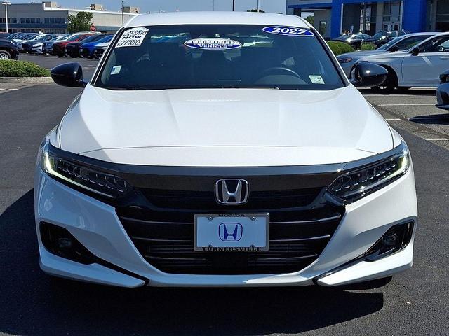 Photo of 2022 Platinum White Pearl Honda Accord