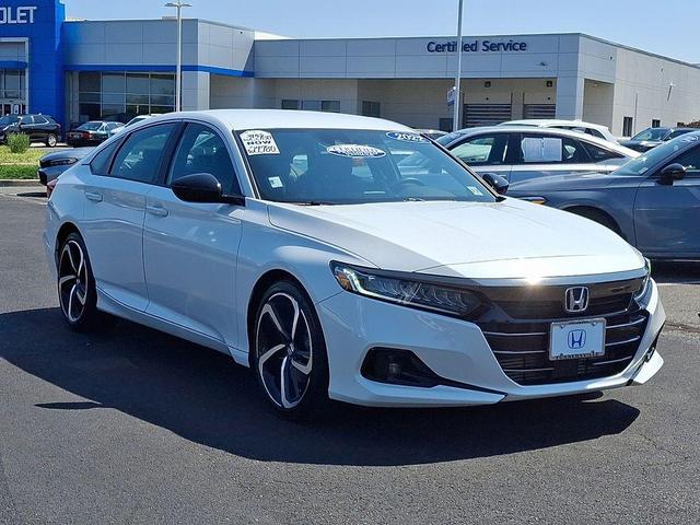 Photo of 2022 Platinum White Pearl Honda Accord