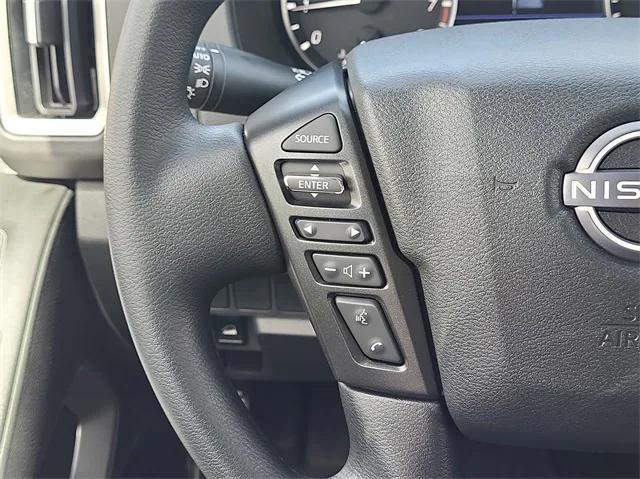 Photo of 2025 Bluestone Pearl Nissan Frontier